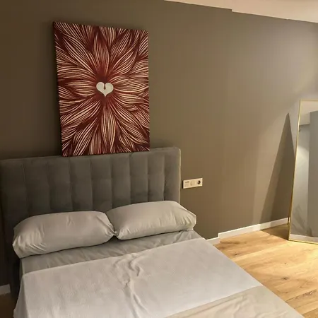 Esplugues De Llobregat * Barcelona